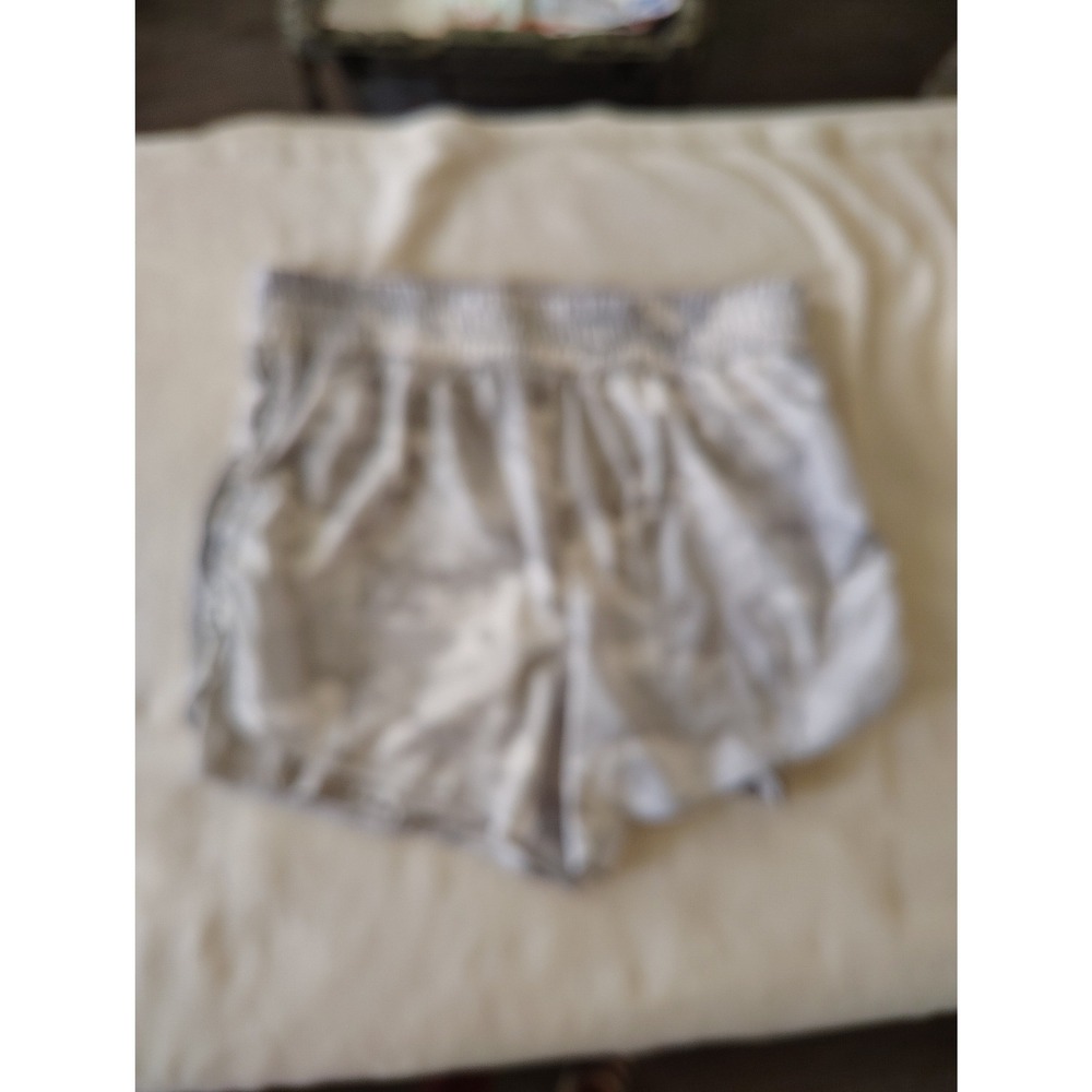 Avia Womens Gray‎ Camo Athletic Shorts Smocked Waist Dolphin Hem Size L 12-14